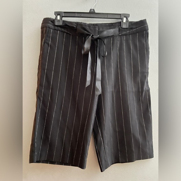 Retro Candies Raised Stripe Capri Pants - Picture 1 of 5